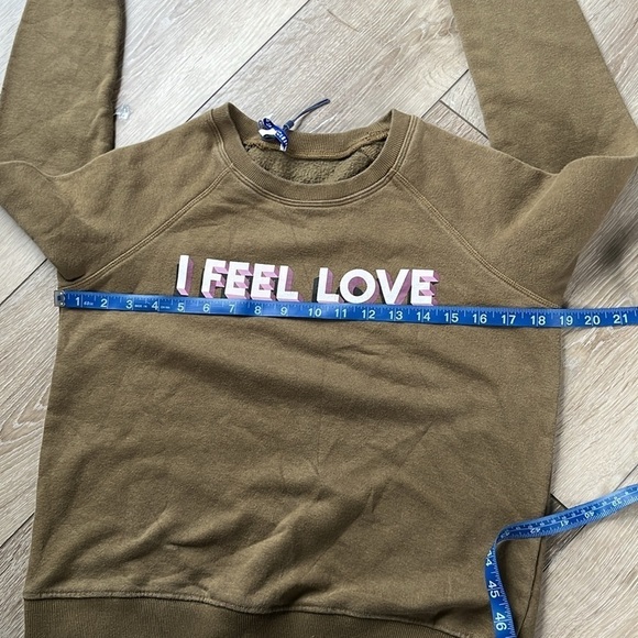 Rebecca Minkoff I Feel Love Green Pullover Crewneck Sweatshirt - Picture 11 of 12